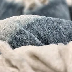 Throws - Plaid in wool mix - Carrie (blue)