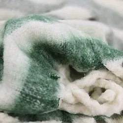 Throws - Plaid in wool mix - Monica (green)
