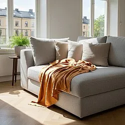 Blankets - Vanja Throw (light brown)