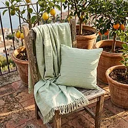 Throws - Nalani cotton throw (light green)