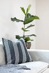 Cushion cover - Theresa (black)