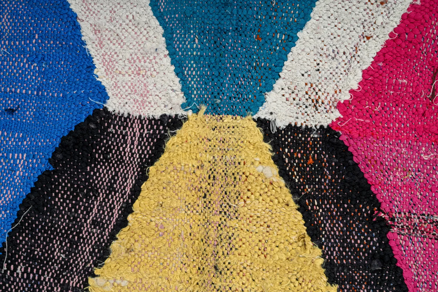Moroccan Berber rug Boucherouite 150 x 275 cm