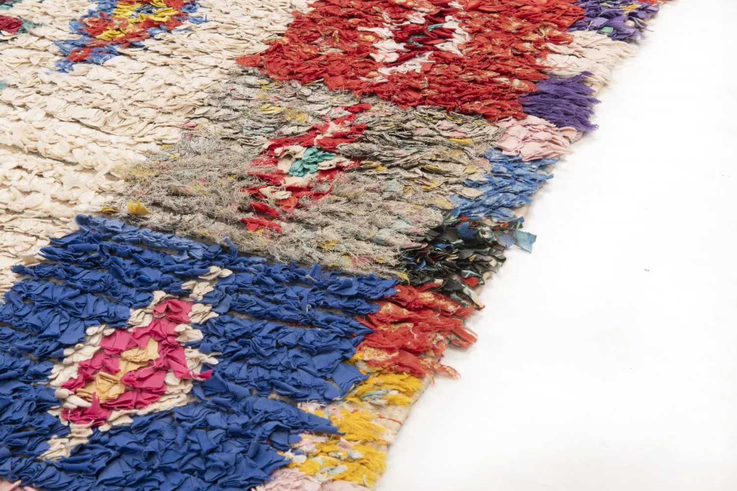 Moroccan Berber rug Boucherouite 155 x 120 cm