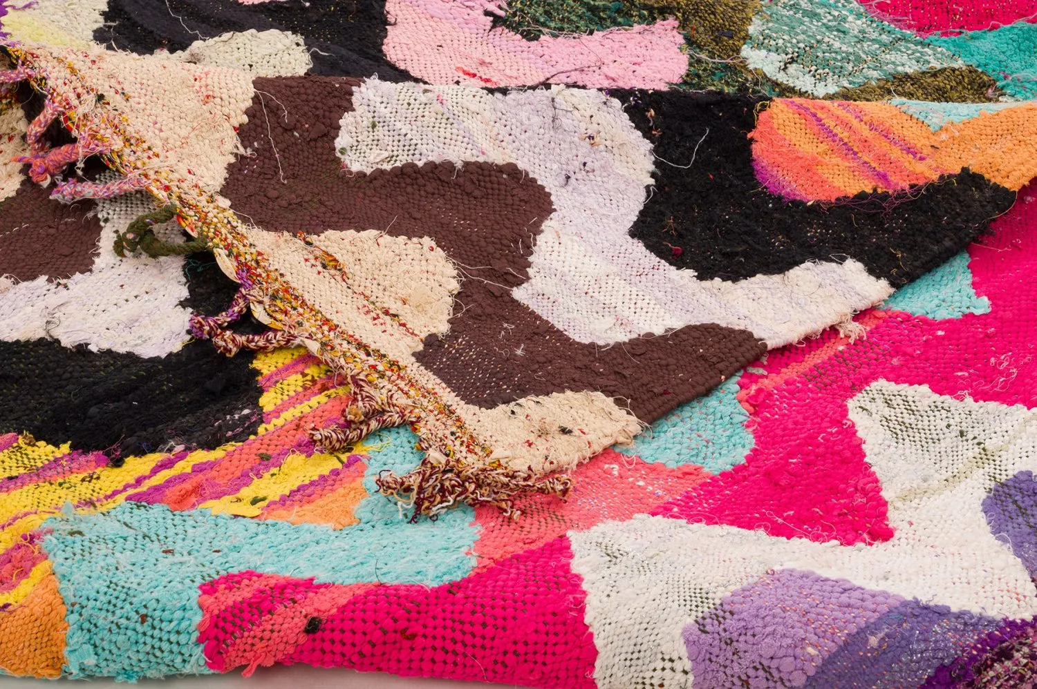 Moroccan Berber rug Boucherouite 165 x 305 cm