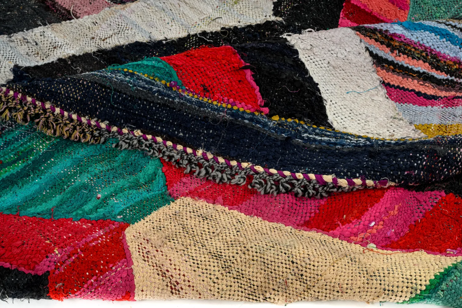 Moroccan Berber rug Boucherouite 165 x 290 cm
