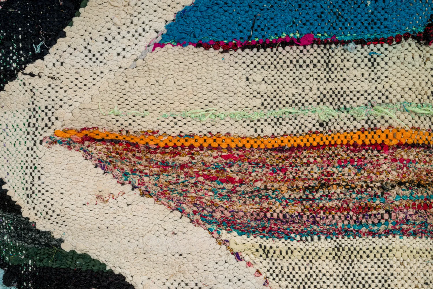 Moroccan Berber rug Boucherouite 120 x 275 cm