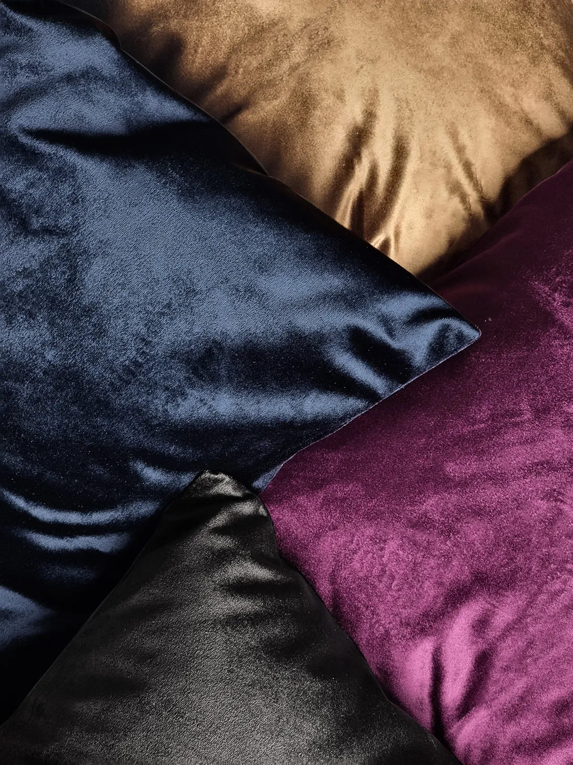 Velvet cushion cover - Marlyn (black)