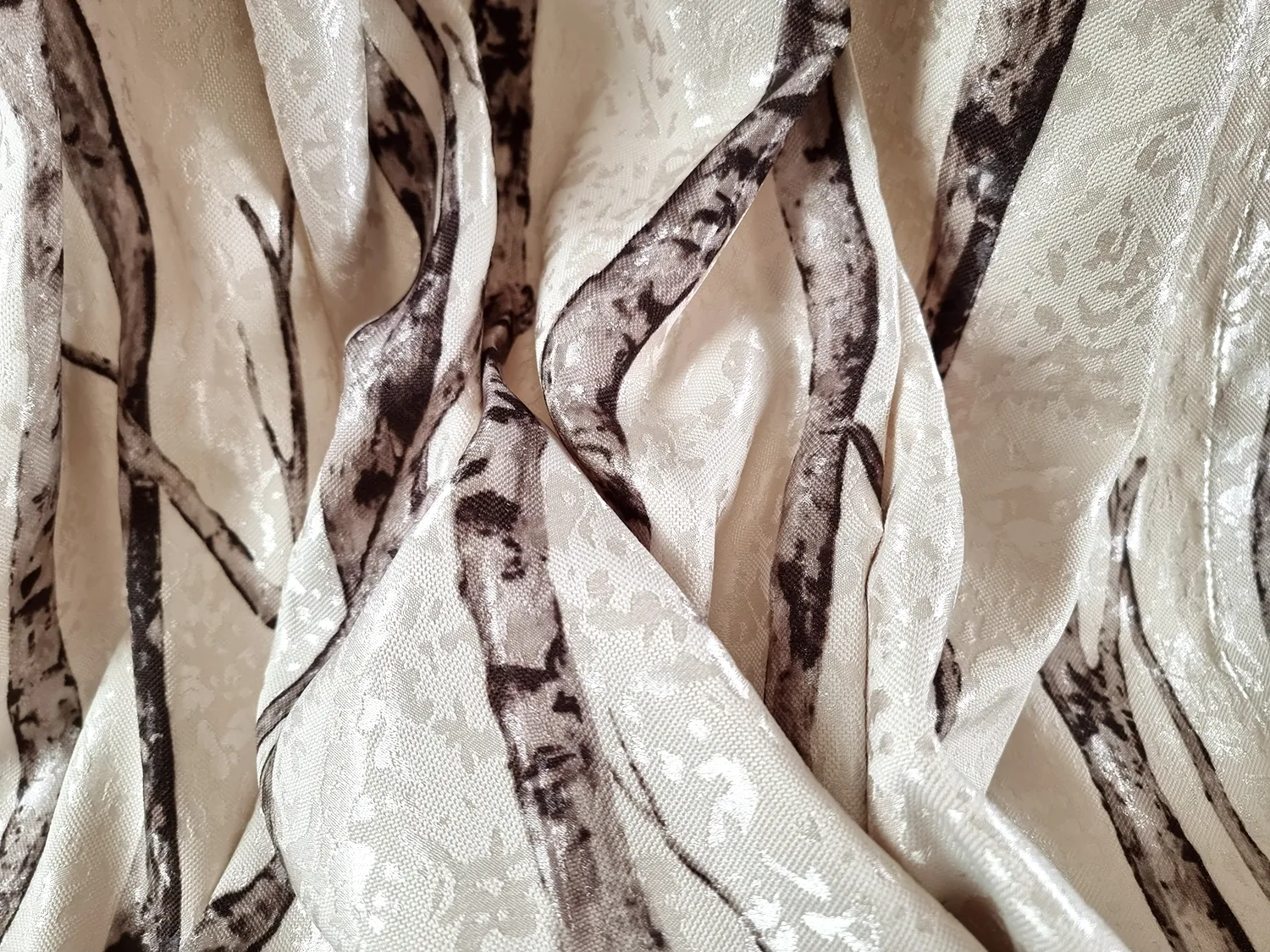 Curtain - Maya (black/white)