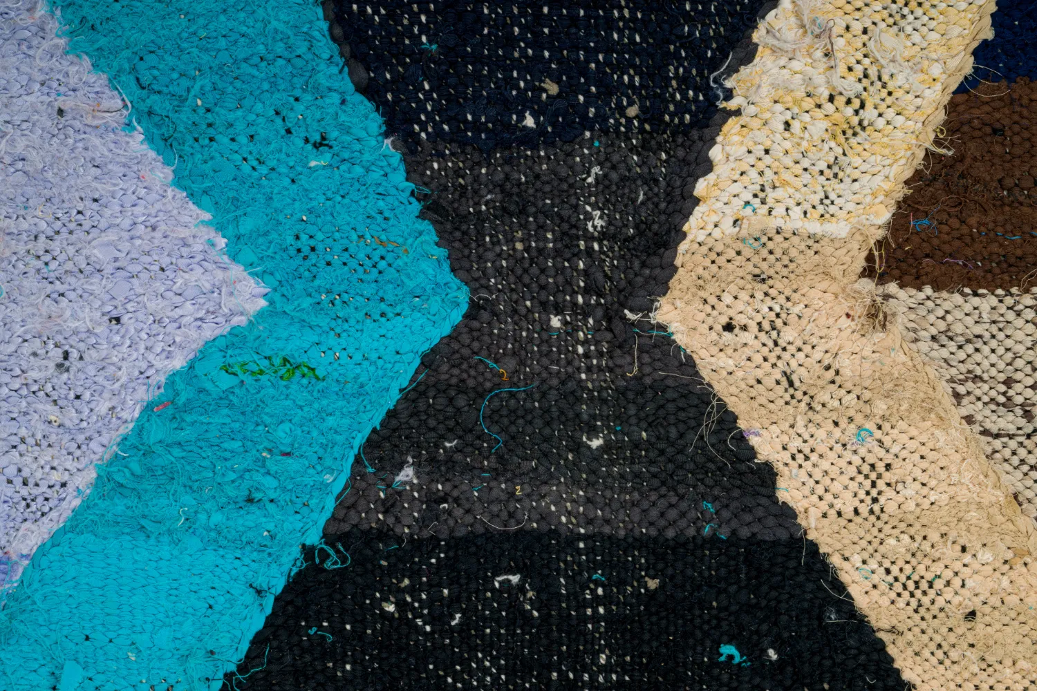 Moroccan Berber rug Boucherouite 155 x 250 cm
