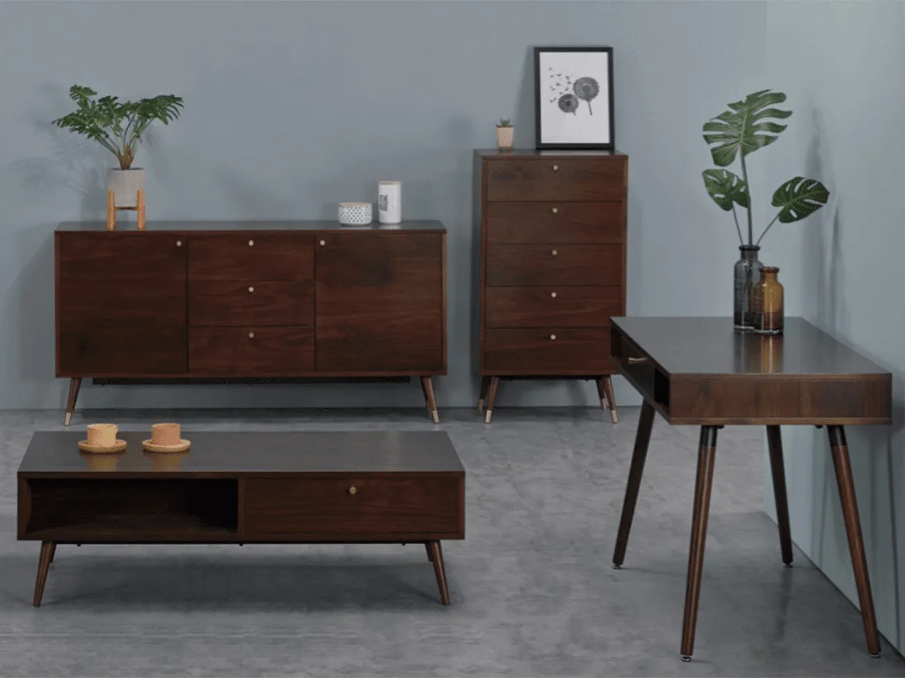 Dresser - Prime - 5 lådor (walnut/brass)