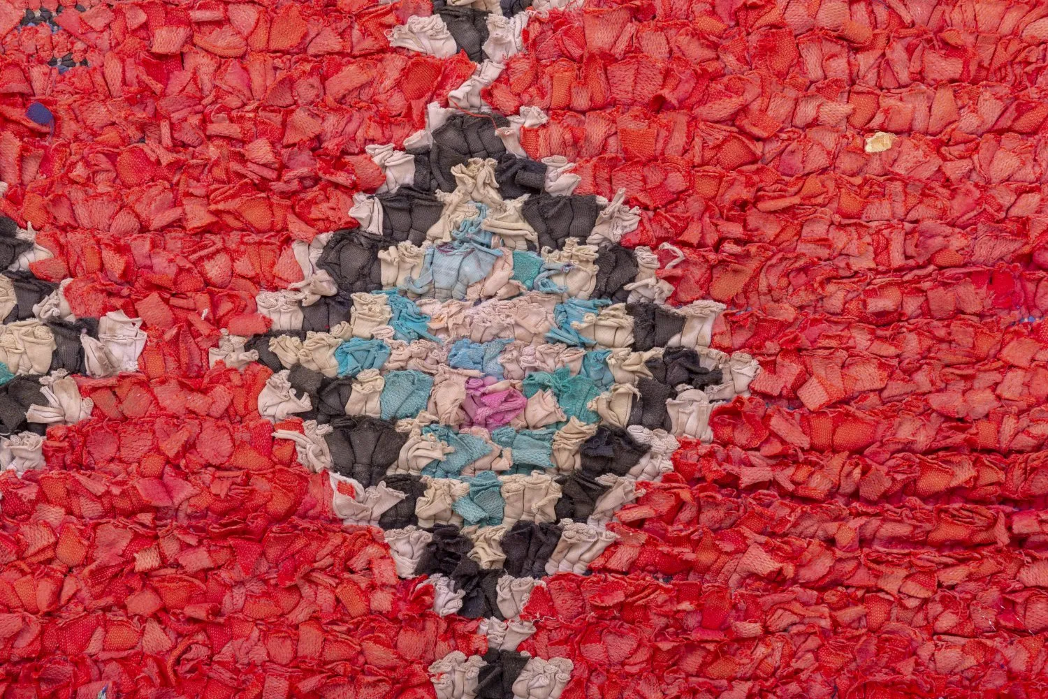 Moroccan Berber rug Boucherouite 285 x 170 cm