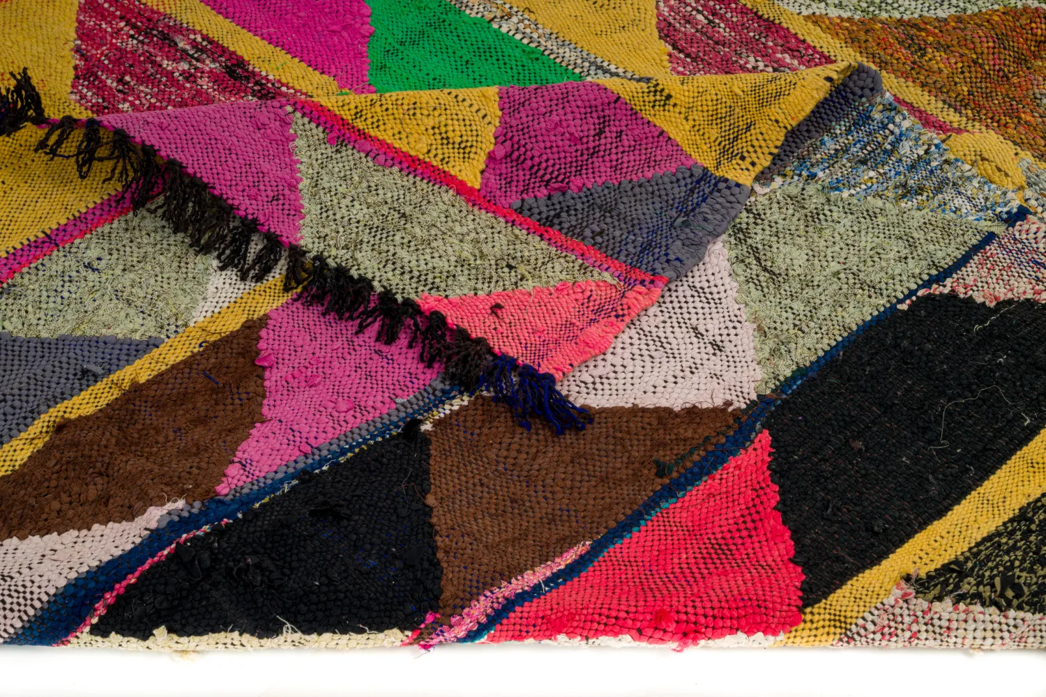 Moroccan Berber rug Boucherouite 140 x 230 cm