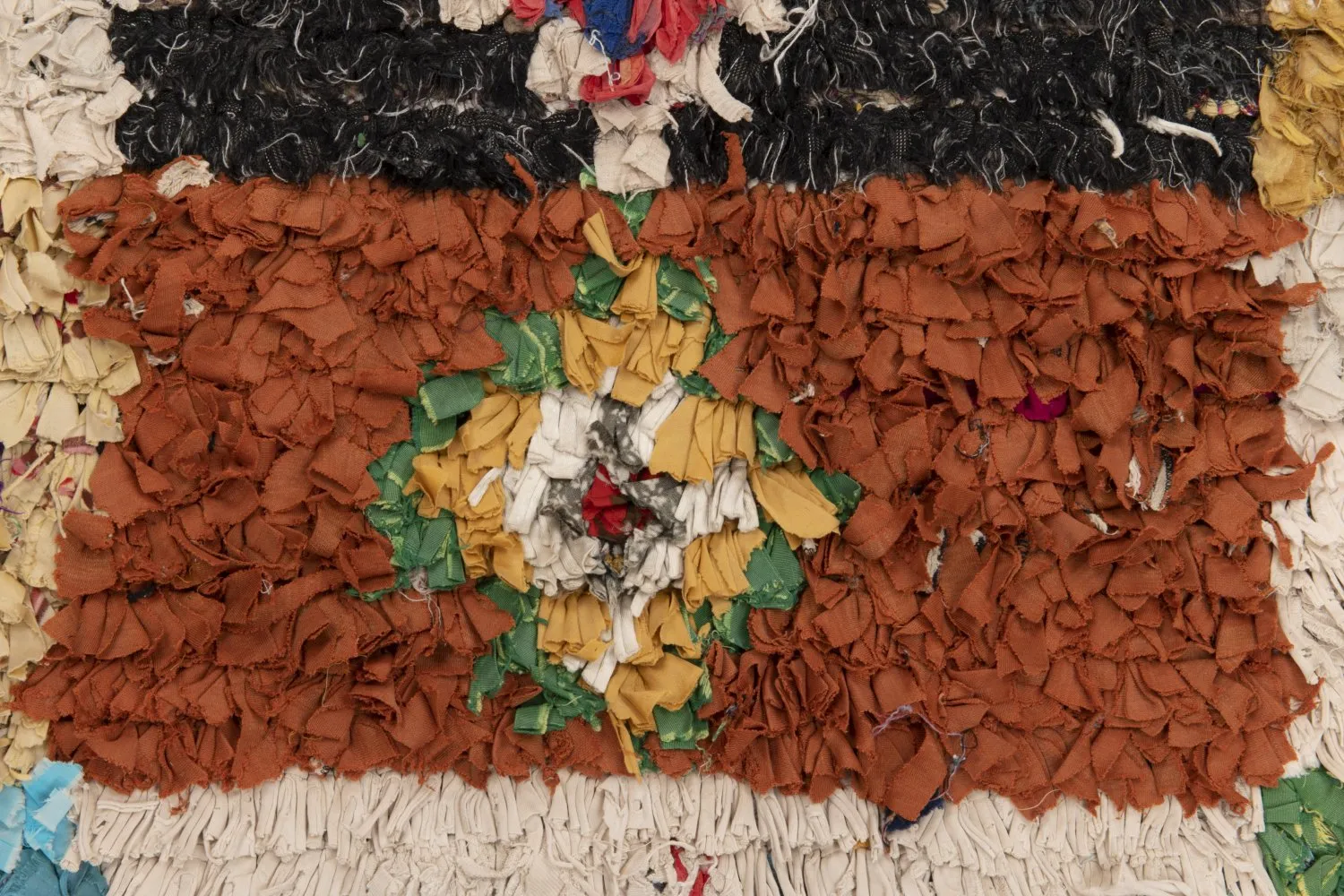 Moroccan Berber rug Boucherouite 260 x 135 cm
