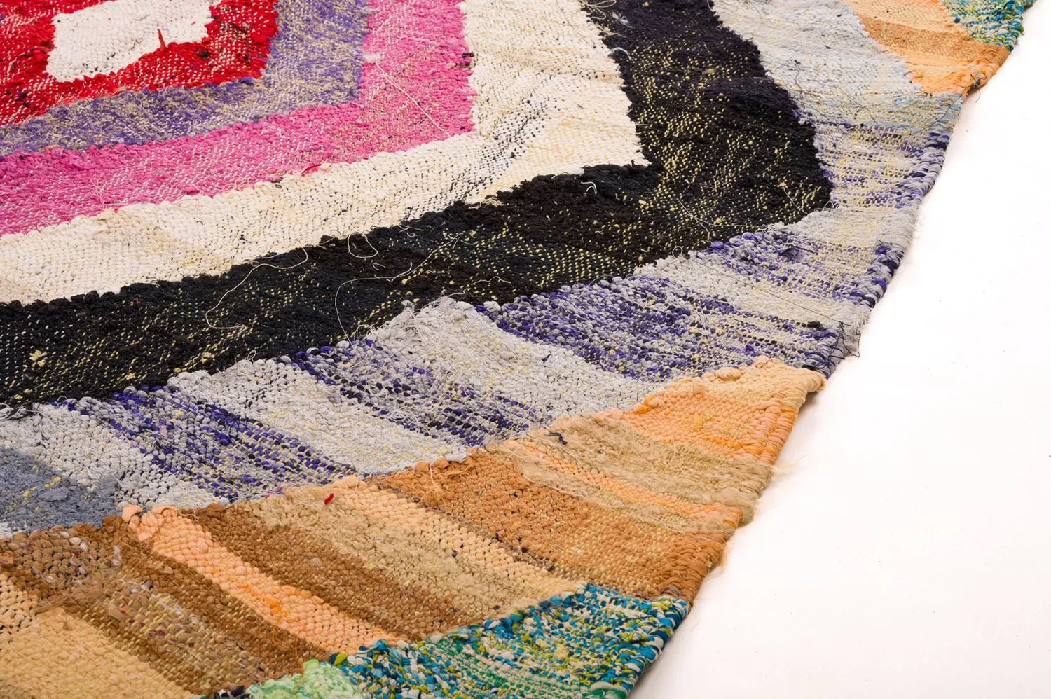 Moroccan Berber rug Boucherouite 155 x 285 cm