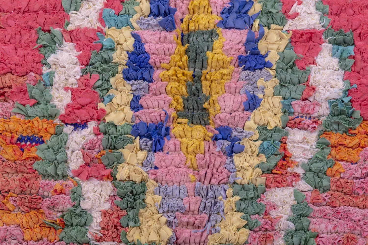 Moroccan Berber rug Boucherouite 260 x 105 cm