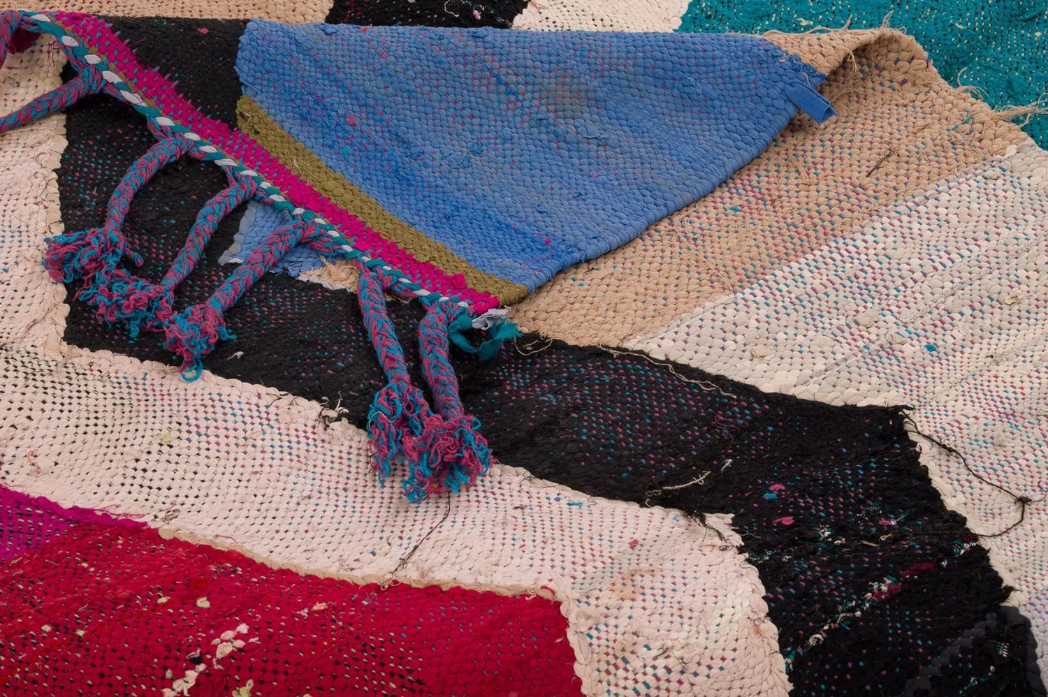 Moroccan Berber rug Boucherouite 145 x 265 cm