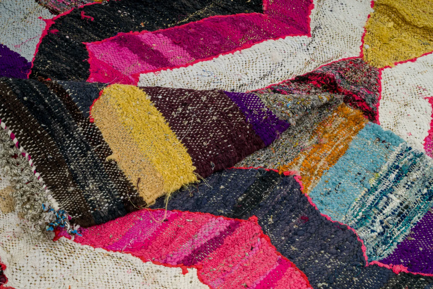 Moroccan Berber rug Boucherouite 150 x 255 cm