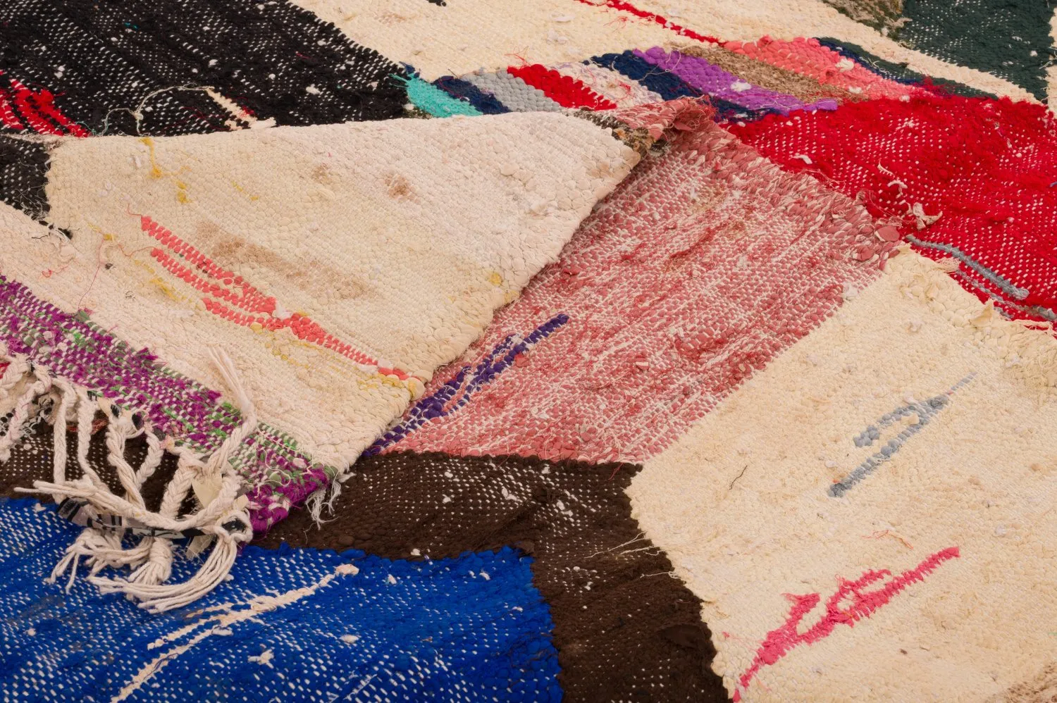 Moroccan Berber rug Boucherouite 125 x 240 cm