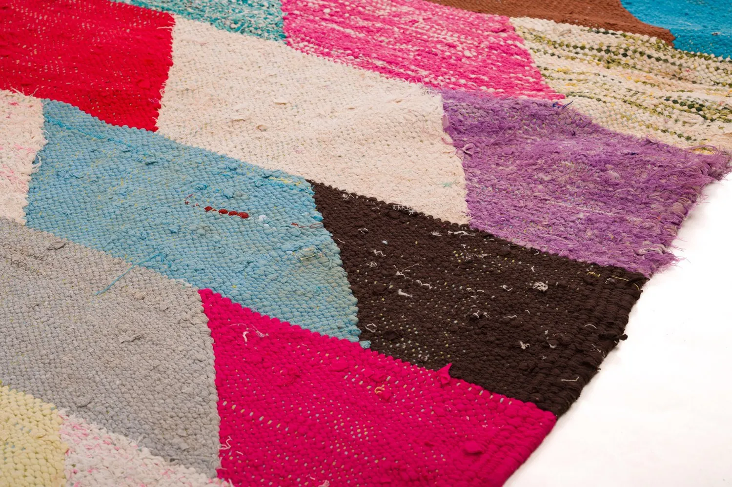 Moroccan Berber rug Boucherouite 155 x 280 cm