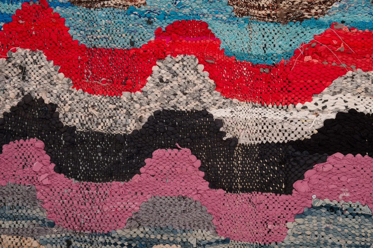 Moroccan Berber rug Boucherouite 170 x 270 cm