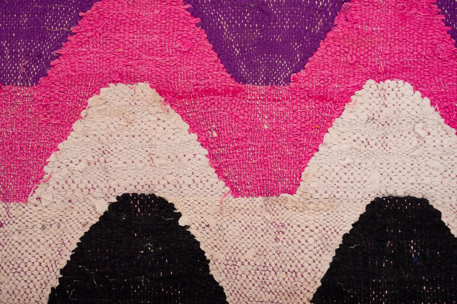 Moroccan Berber rug Boucherouite 160 x 275 cm
