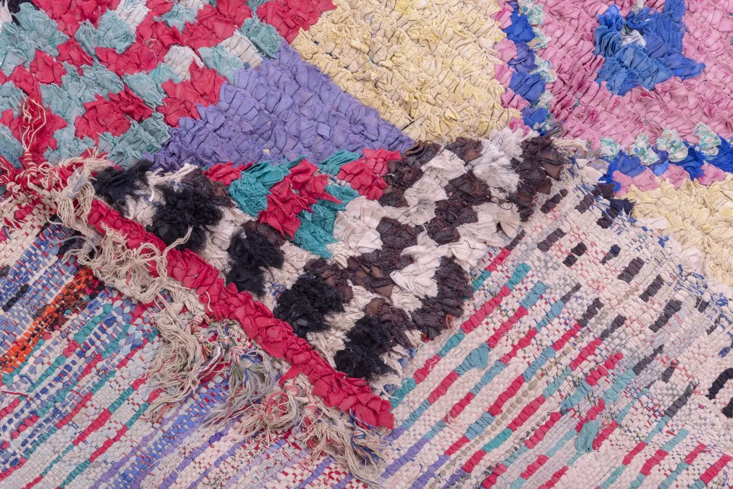 Moroccan Berber rug Boucherouite 225 x 125 cm