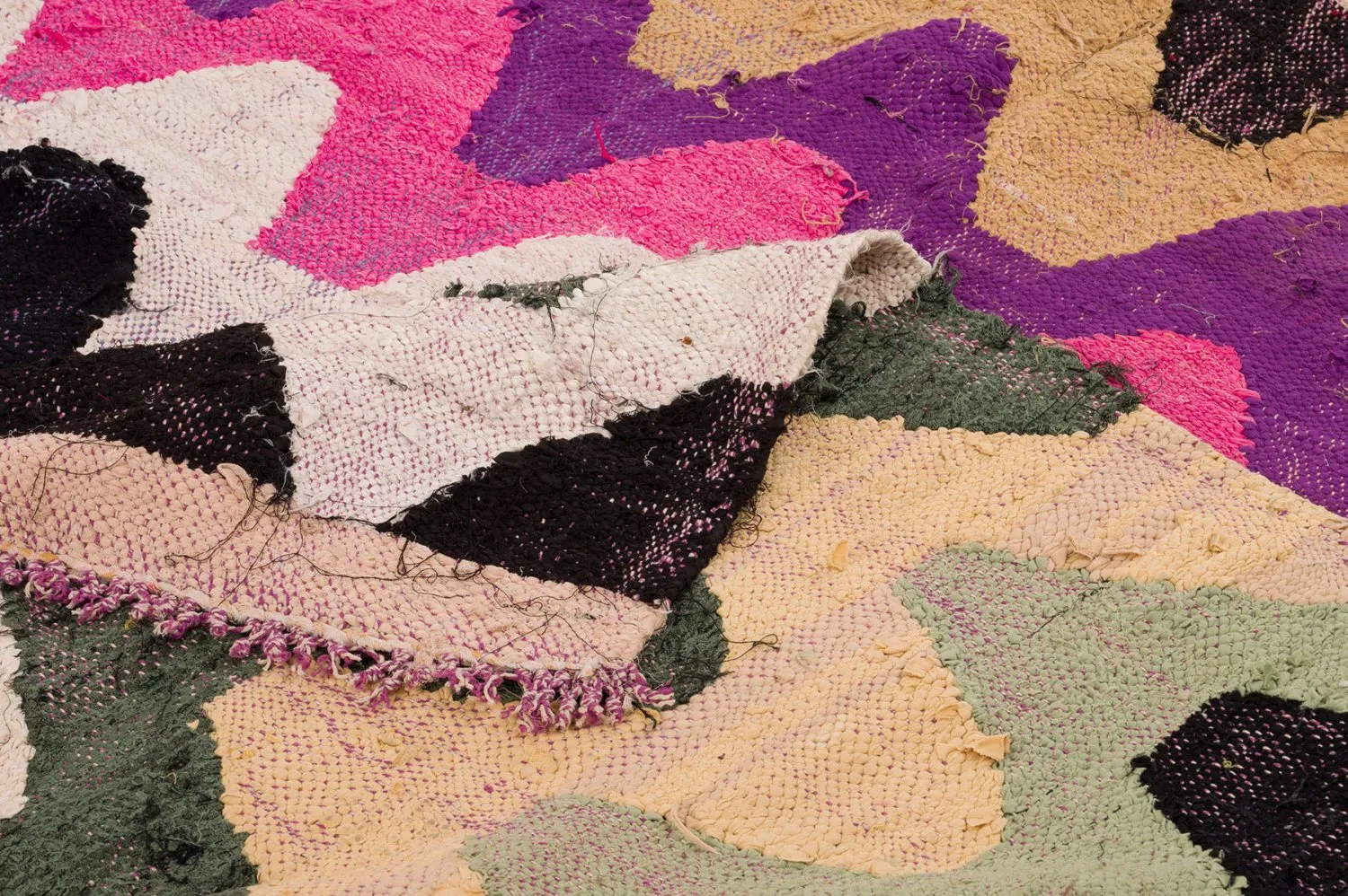 Moroccan Berber rug Boucherouite 160 x 275 cm