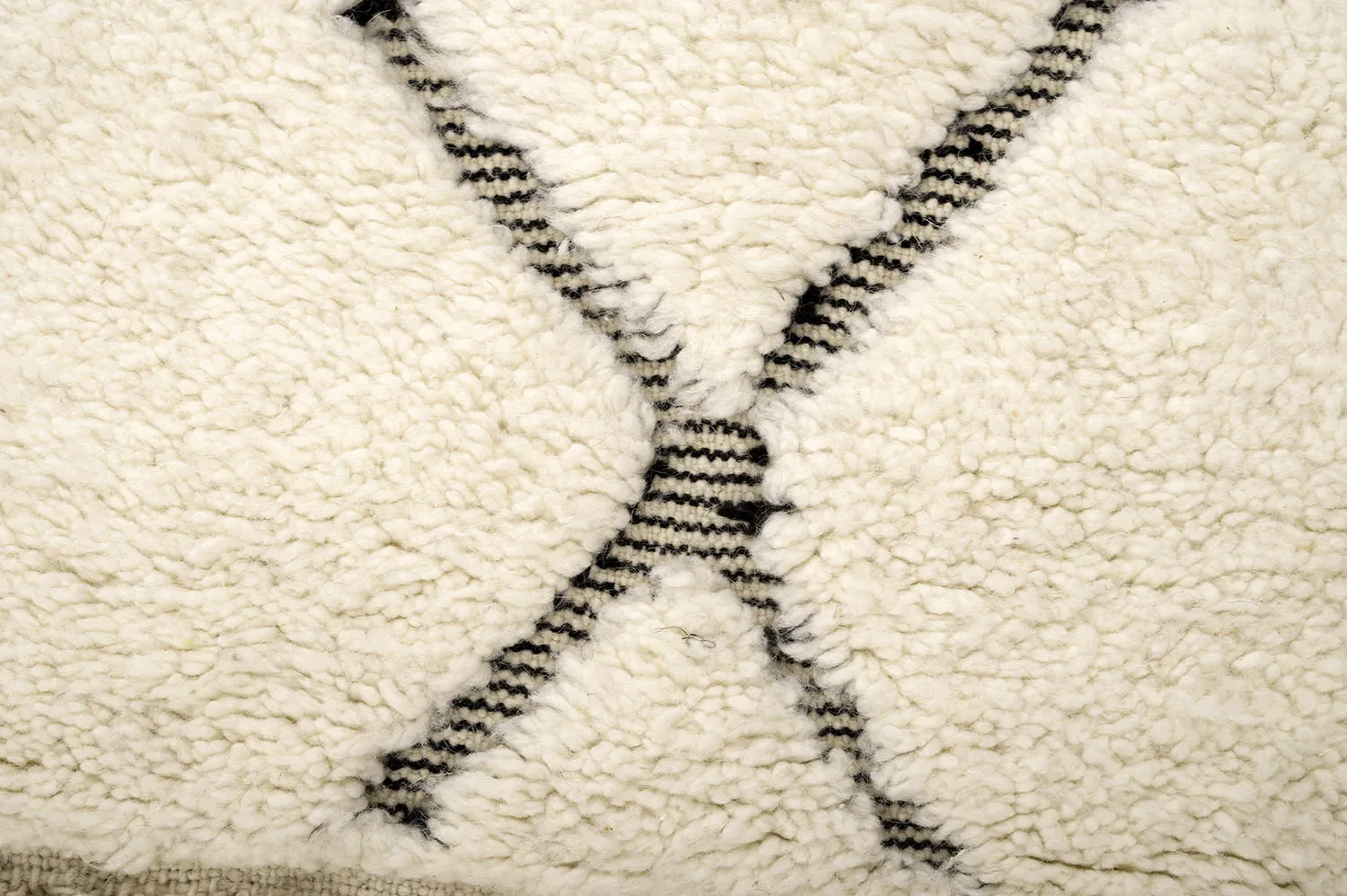 Kilim Moroccan Berber rug Beni Ourain 210 x 305 cm