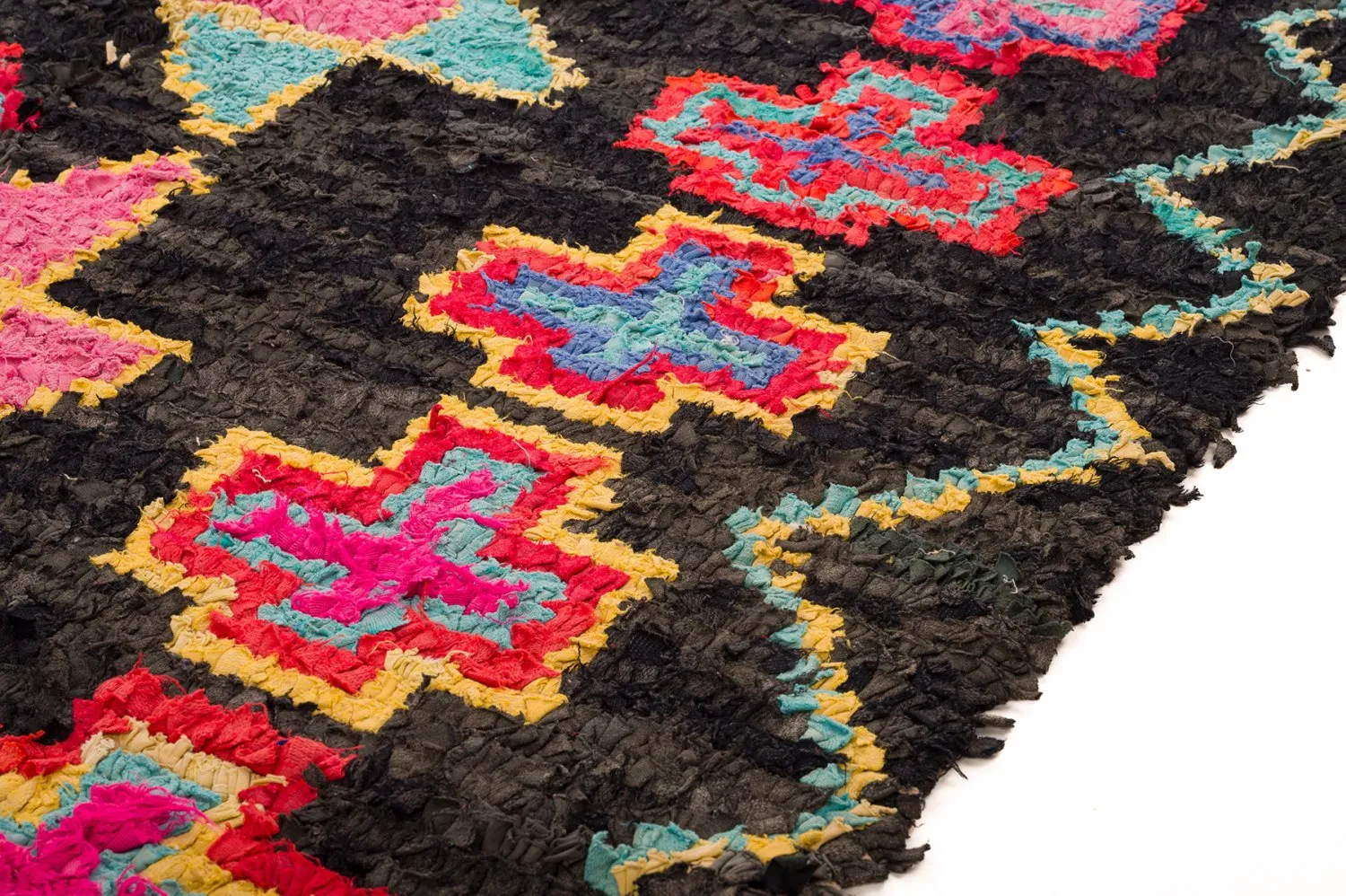 Moroccan Berber rug Boucherouite 135 x 315 cm