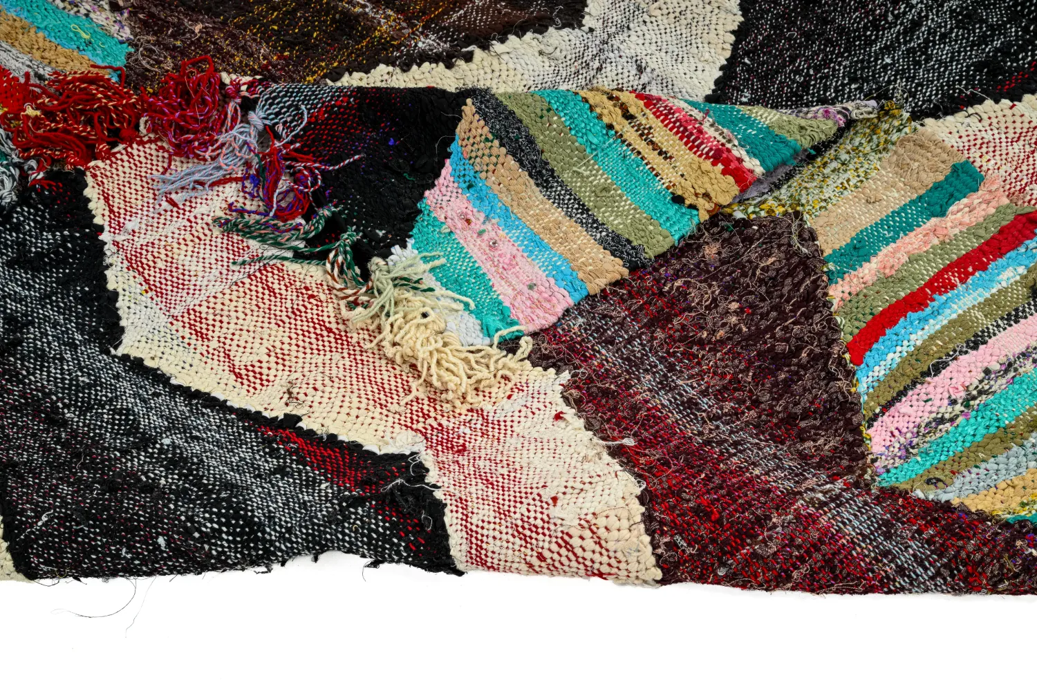 Moroccan Berber rug Boucherouite 140 x 230 cm