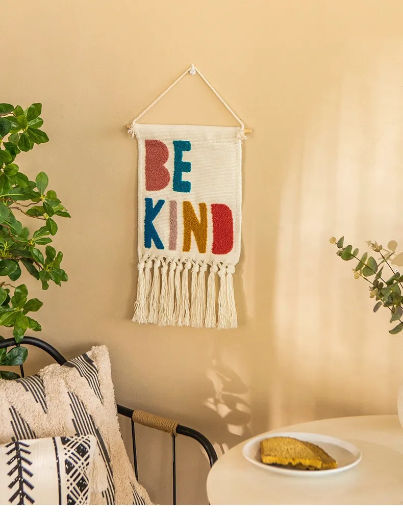 Wall tapestry - Be Kind (multi)