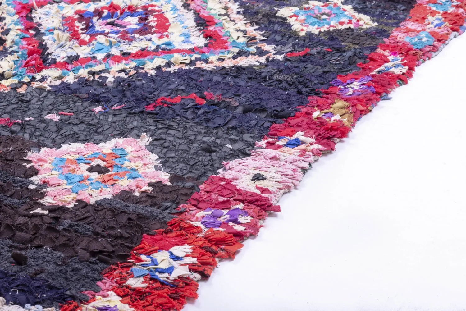 Moroccan Berber rug Boucherouite 220 x 130 cm