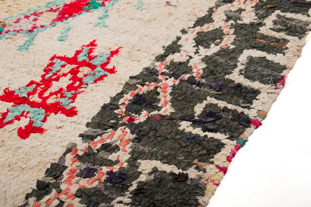 Moroccan Berber rug Boucherouite 270 x 130 cm