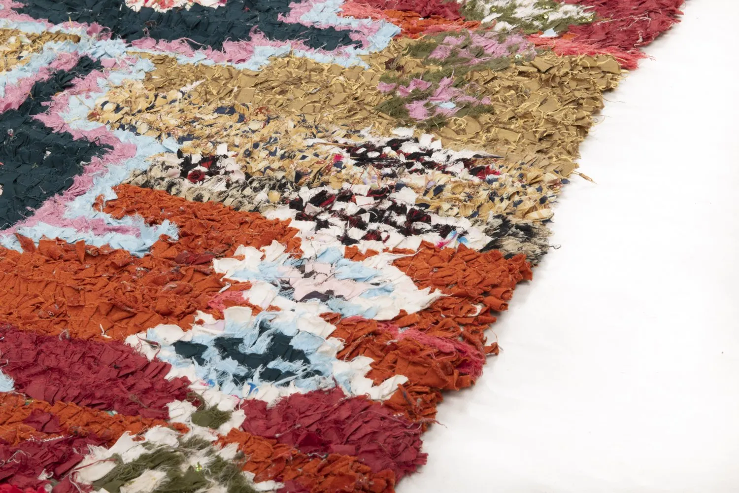 Moroccan Berber rug Boucherouite 205 x 120 cm