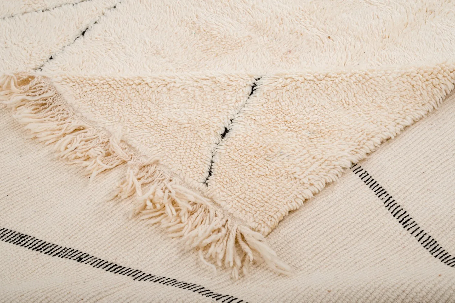 Kilim Moroccan Berber rug Beni Ourain 335 x 255 cm