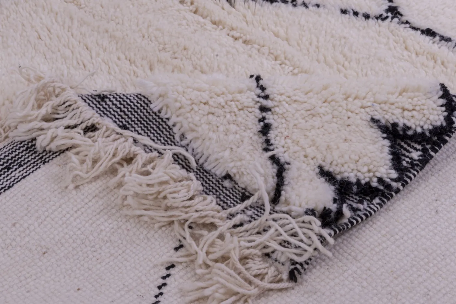 Kilim Moroccan Berber rug Beni Ourain 405 x 310 cm