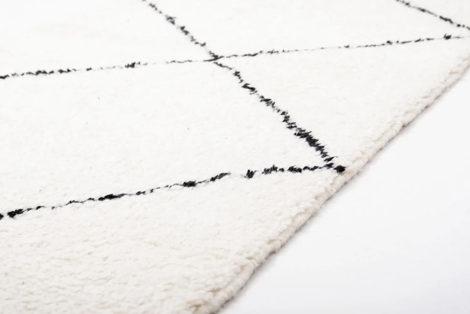 Kilim Moroccan Berber rug Beni Ourain 310 x 100 cm