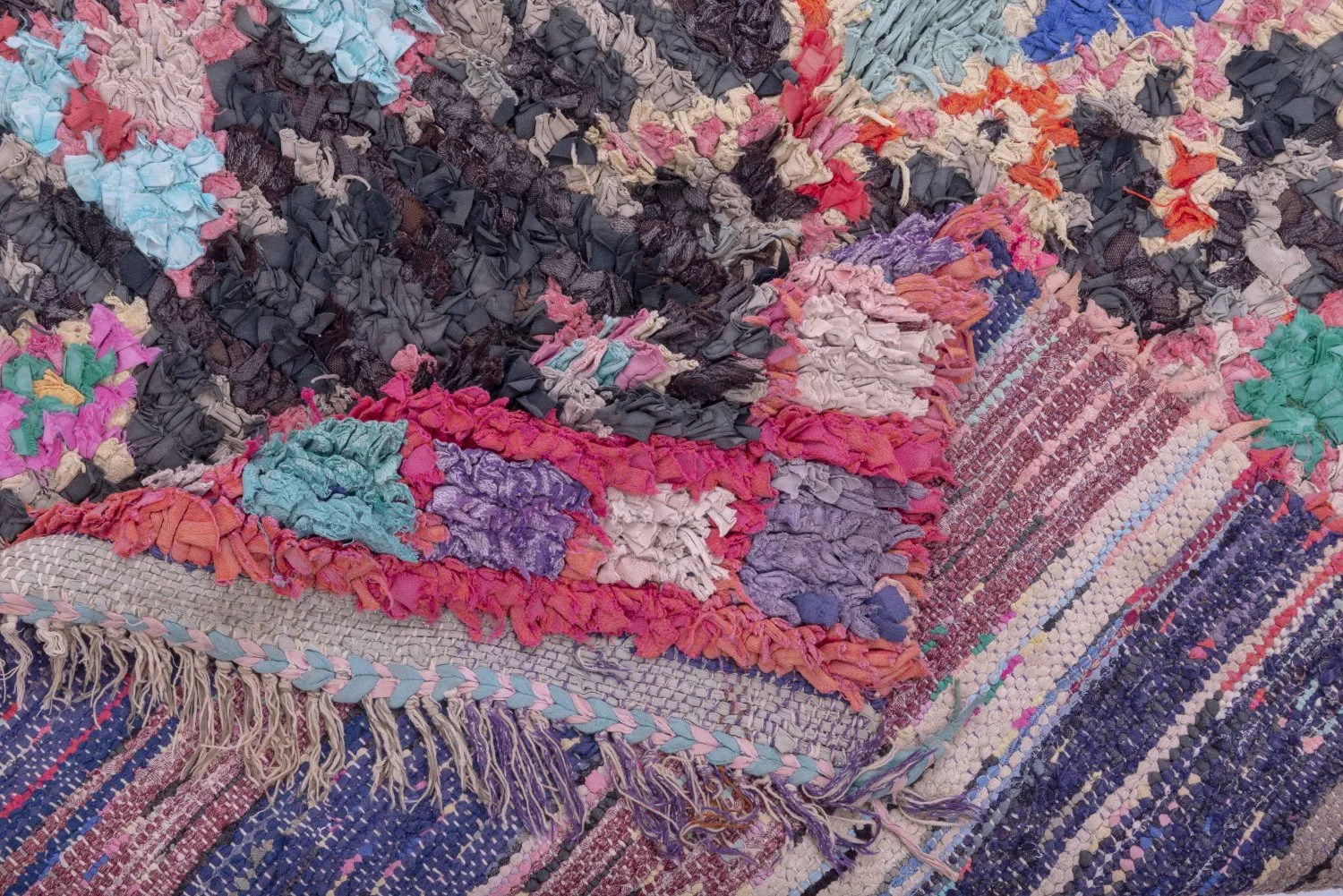 Moroccan Berber rug Boucherouite 210 x 125 cm