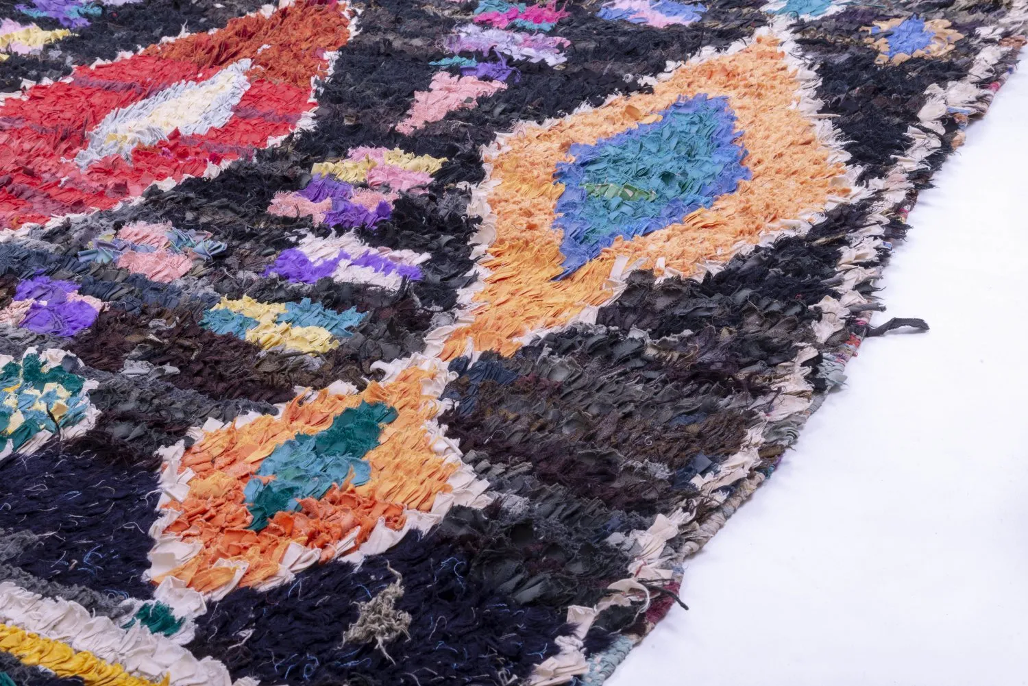 Moroccan Berber rug Boucherouite 235 x 150 cm