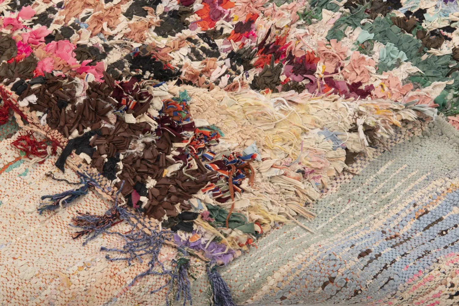 Moroccan Berber rug Boucherouite 255 x 145 cm