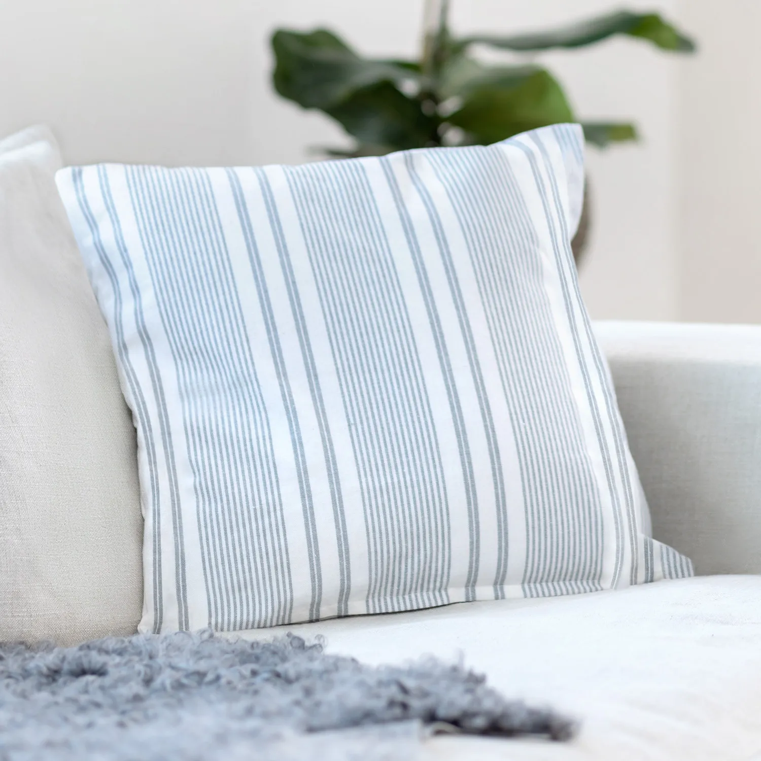 Cushion cover - Adriana (offwhite)