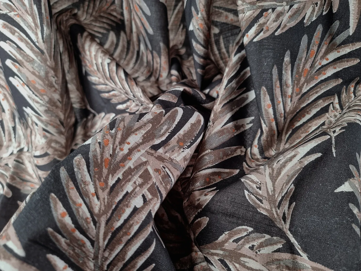 Table runner - Acacia (silver)