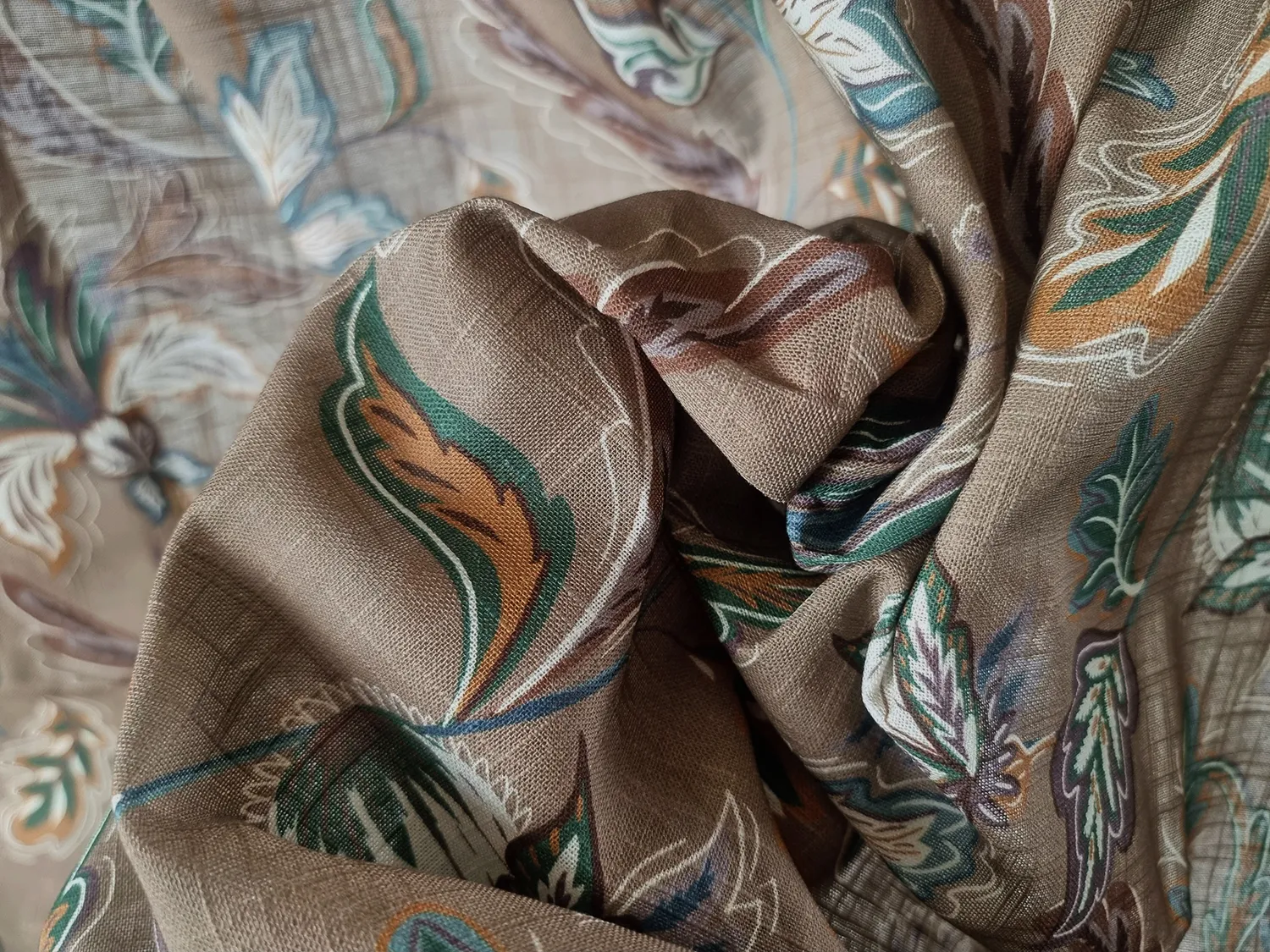 Table runner - Dagny (brown)