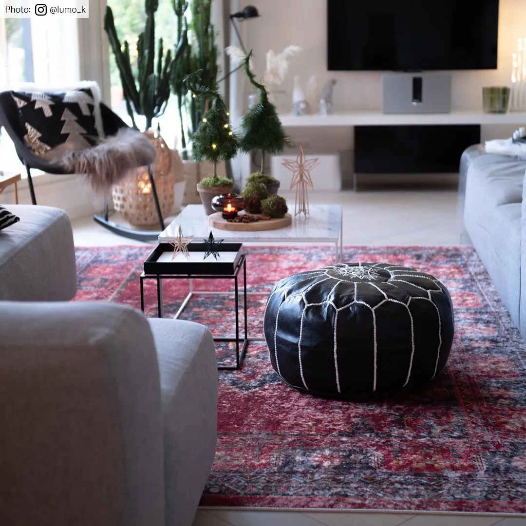 Wilton rug - Soussi (red/multi)