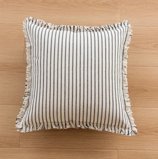 Cushion covers - Fringed (black)