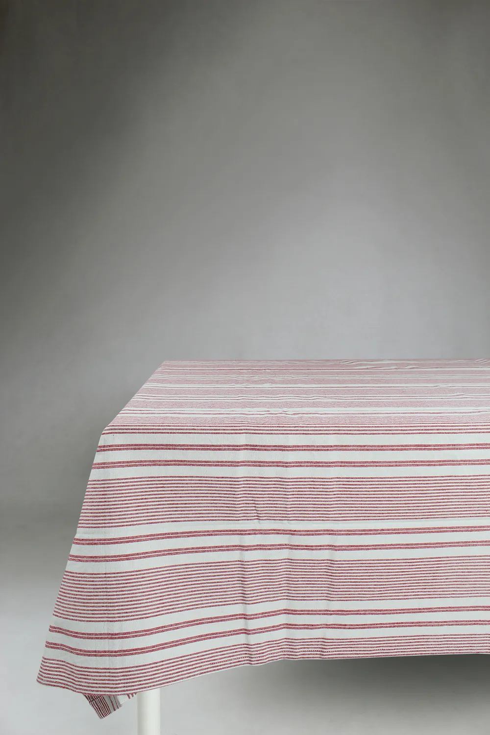 Cotton table cloth - Valerie (red)