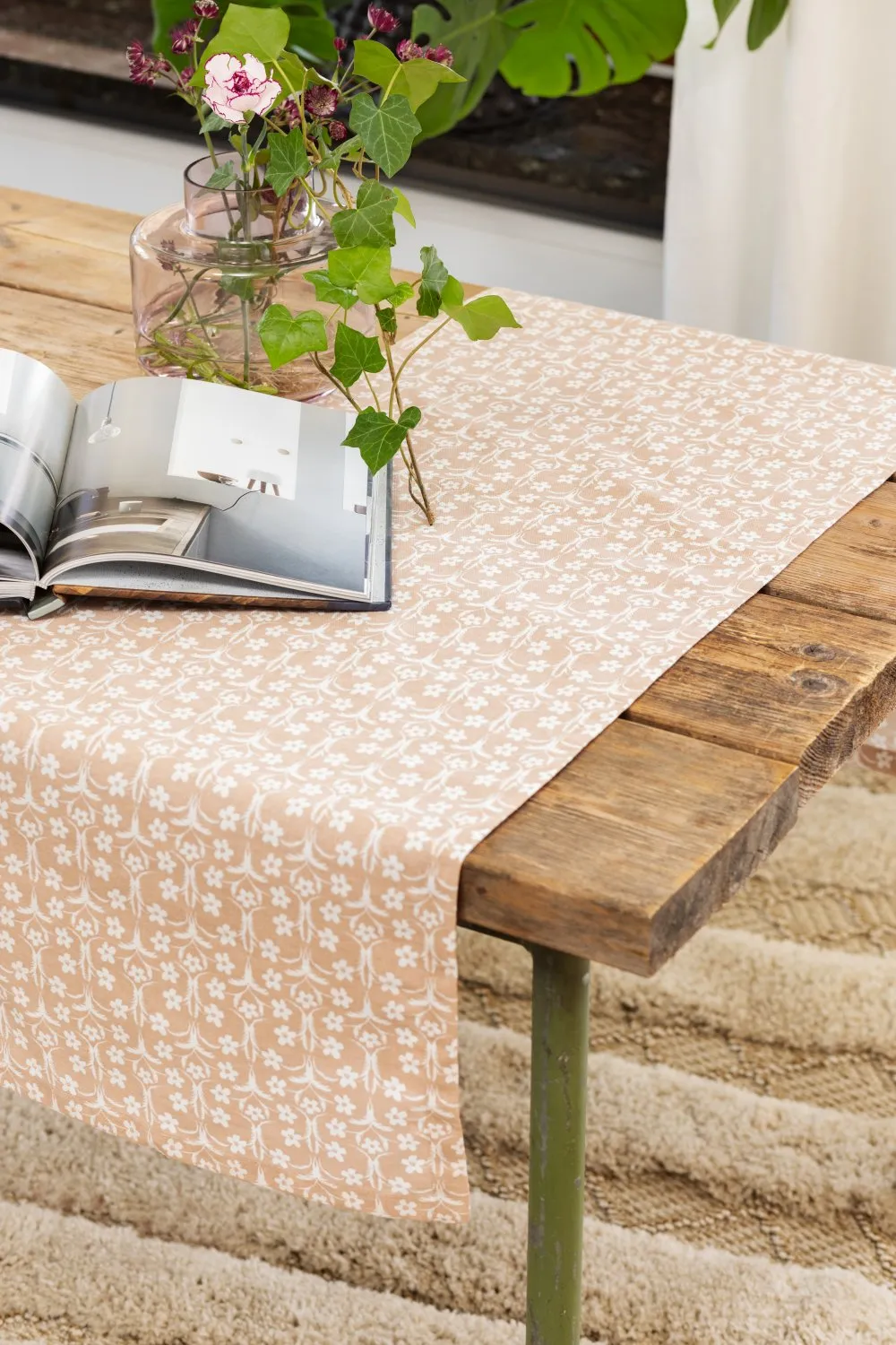 Table runner - Ella (pink)