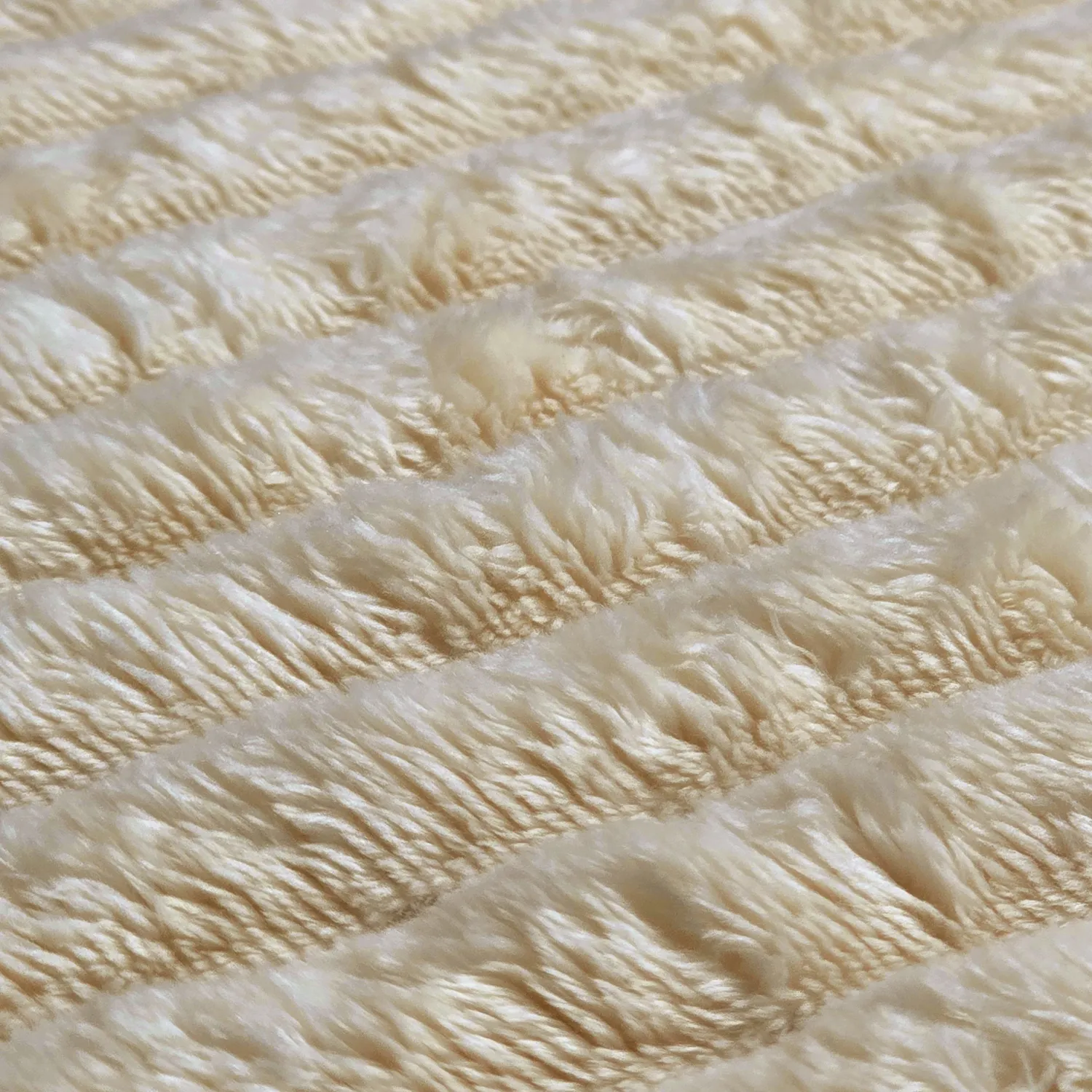 Throws - Haines Blanket (beige)