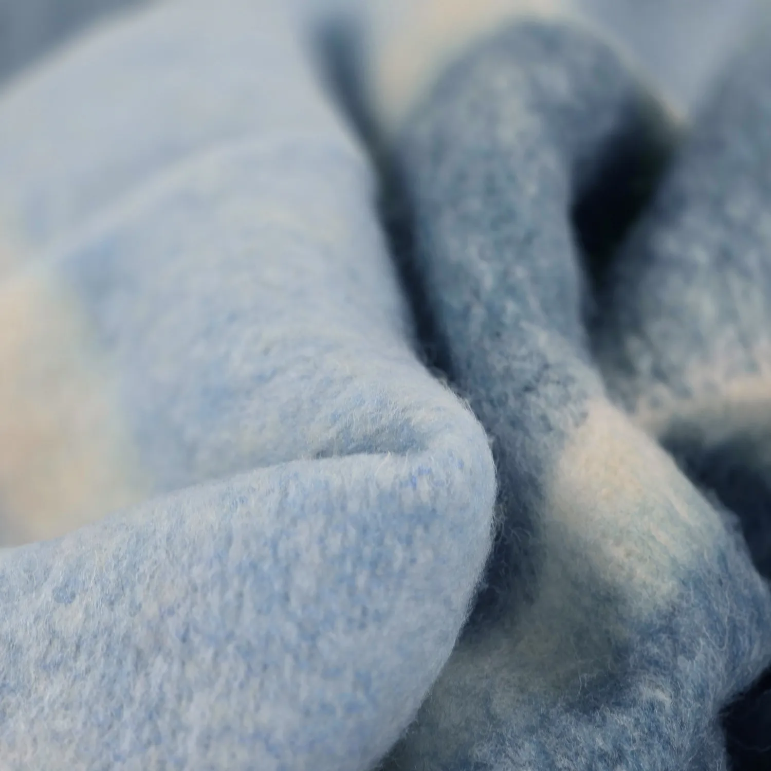 Throws - Plaid in wool mix - Charlotte (blue)