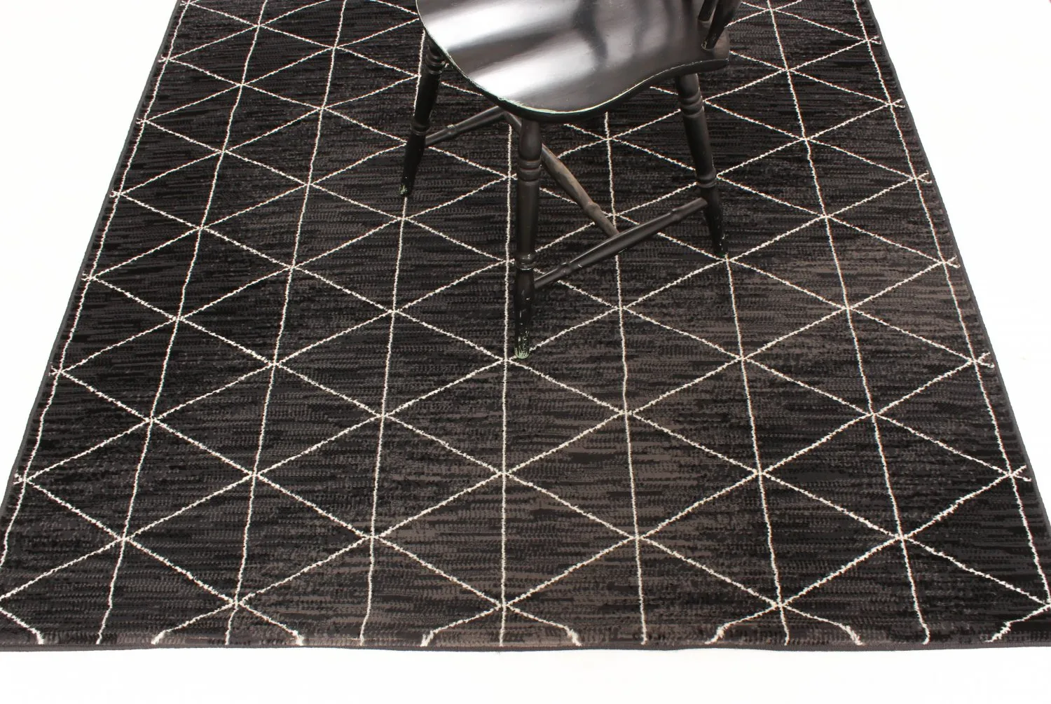Wilton rug - Florence Howth (black)